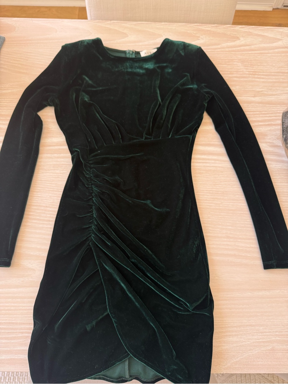 Aura Dark Green Velvet Long-Sleeve Ruched Mini Dress